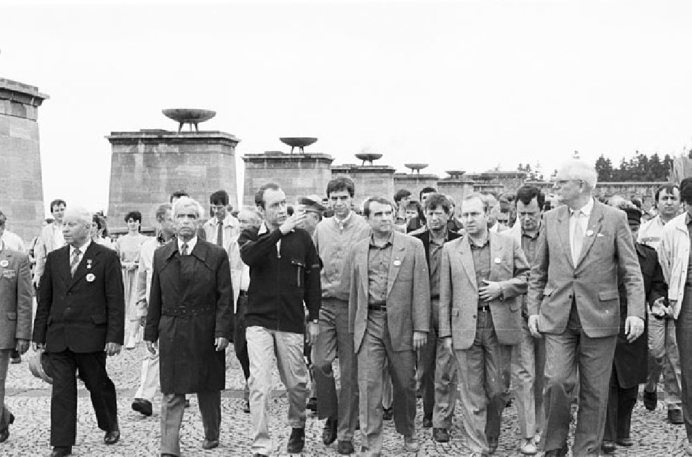 DDR-Bildarchiv: Buchenwald - 