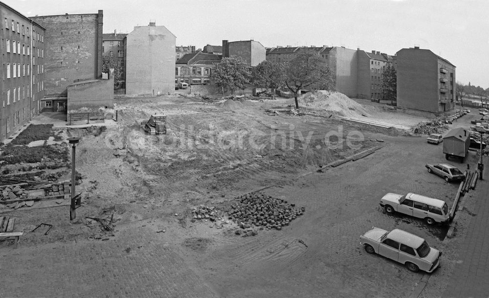 Berlin: Altbau- Abriß in Berlin in der DDR