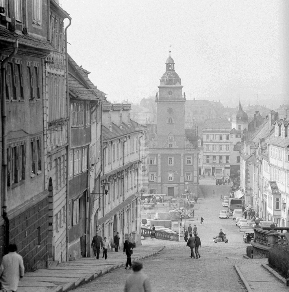 DDR-Bildarchiv: Gotha - Altstadt mit Marktplatz in Gotha in Thüringen in der DDR