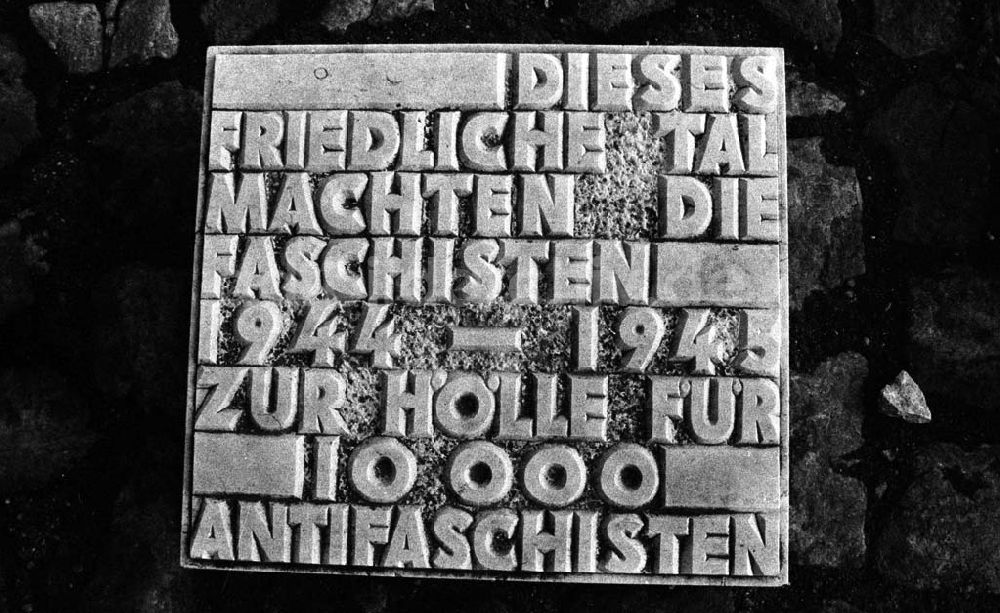 : Antifaschistendenkmal / Land - Sachsen-Anhalt Umschlag:7101