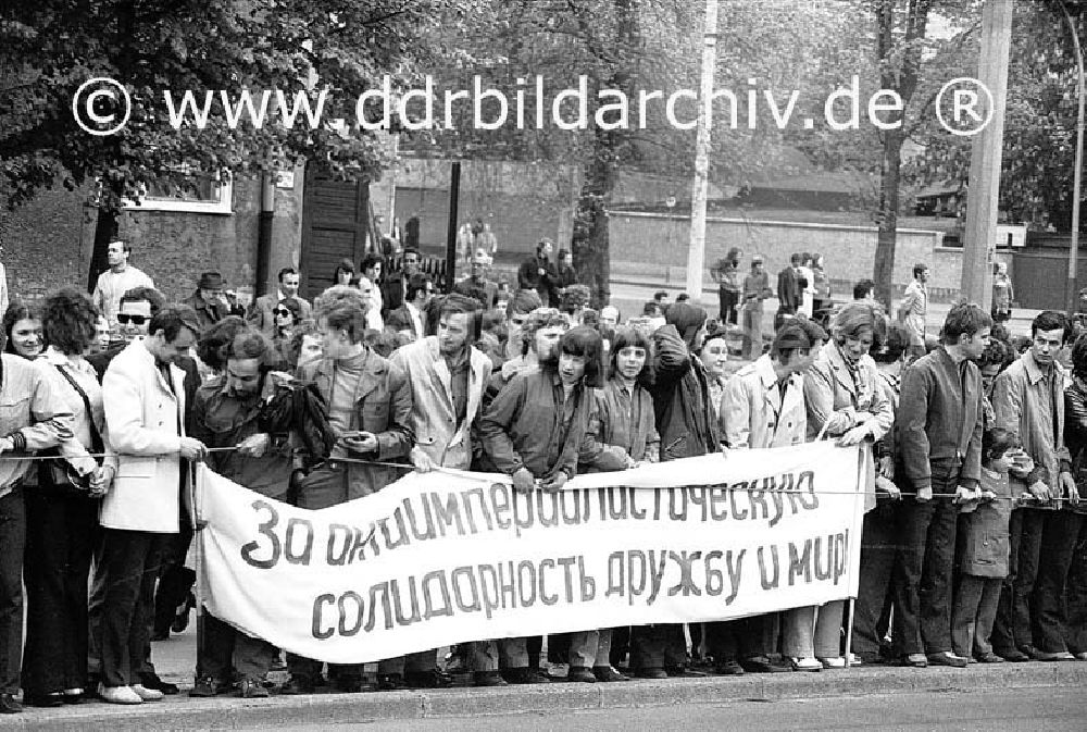 DDR-Fotoarchiv: Berlin - April 1973 Besuch vom sowjetischen Generalsekretär Leonid Breschnew in Berlin