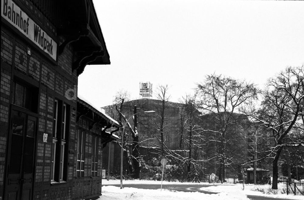 DDR-Fotoarchiv: Potsdam - Aufnahmen vom Kaiserbahnhof in Wildpark Umschlagnummer: 7180