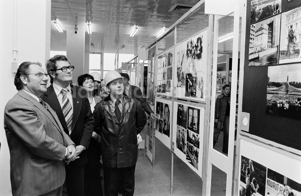 DDR-Bildarchiv: Berlin - Ausstellung Blickpunkt in Berlin in der DDR