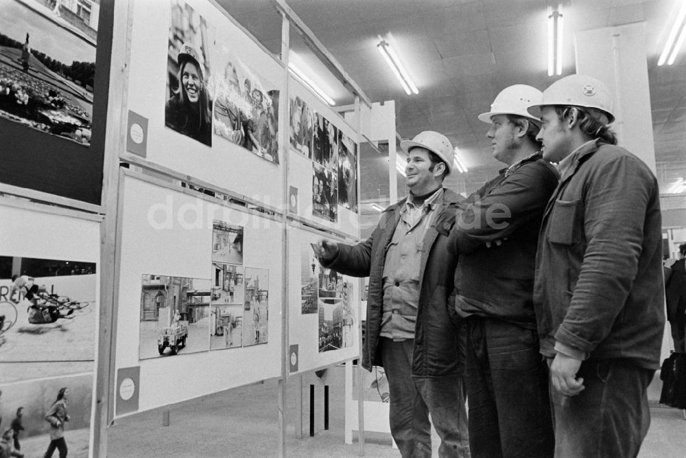 DDR-Fotoarchiv: Berlin - Ausstellung Blickpunkt in Berlin in der DDR