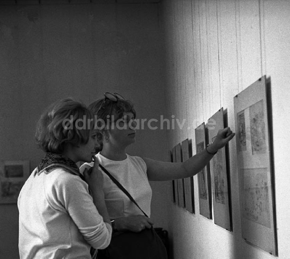 DDR-Bildarchiv: Berlin - Austellung im Turm Elisabeth