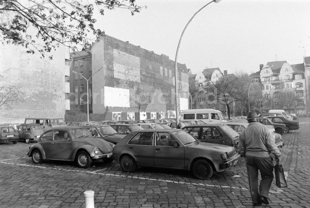 DDR-Bildarchiv: Berlin - Autos in Westberlin
