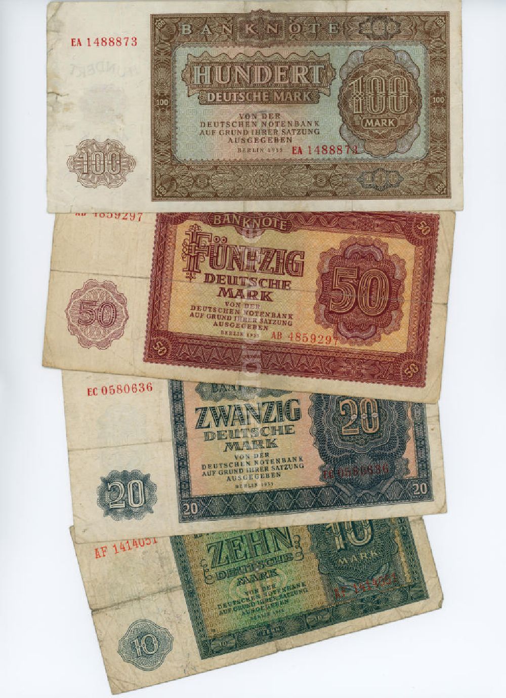 Berlin: Banknoten der Mark der DDR Ausgabe 1953