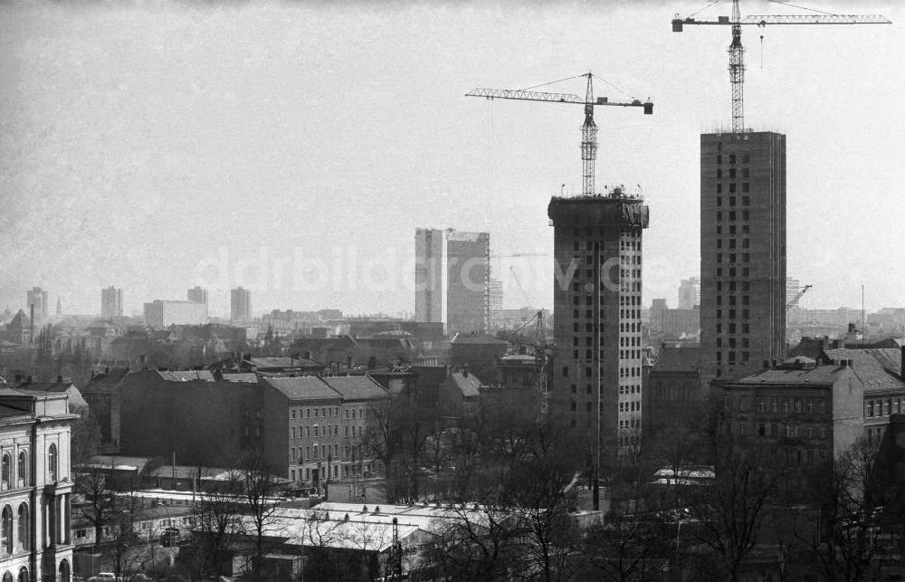 DDR-Fotoarchiv: Berlin - Bauplatz Charité Universitätskrankenhaus in Berlin