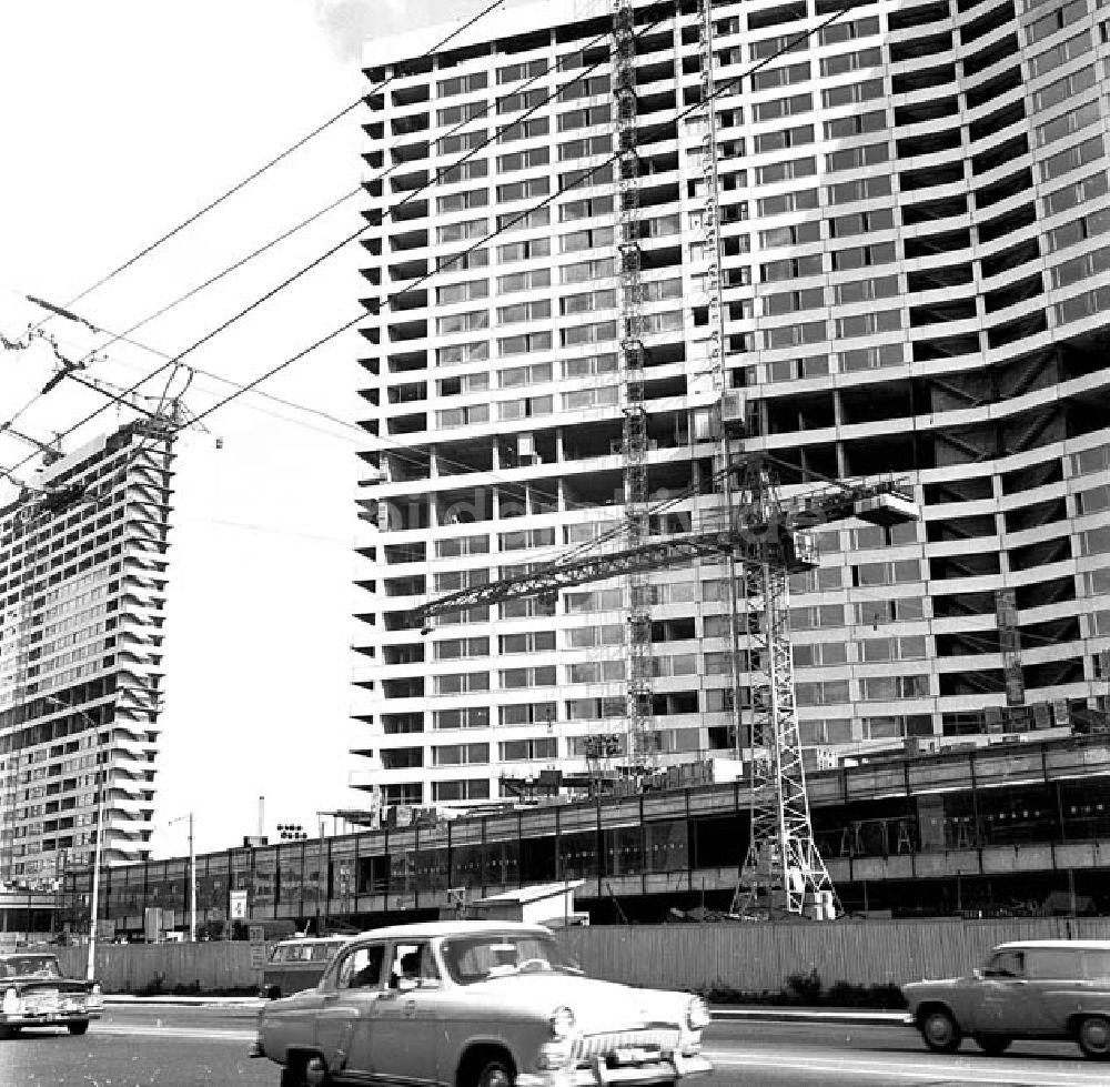 DDR-Fotoarchiv: Moskau (UdSSR) - Baustelle Kalininprospekt in Moskau