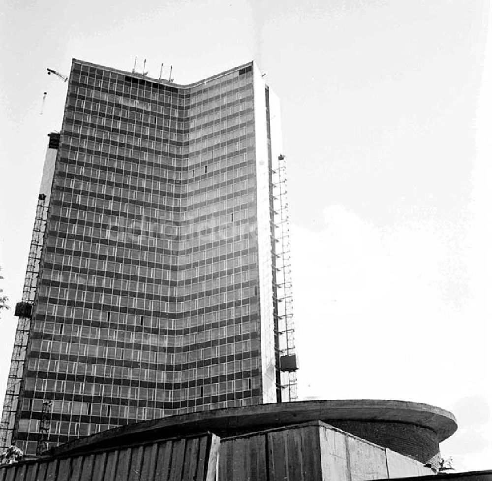 Moskau (UdSSR): Baustelle RGW-Gebäude in Moskau