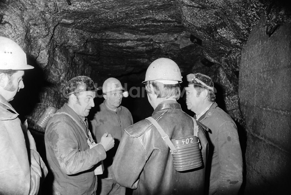Altenberg: Bergmänner im Zinnerzbergbau Stollen in Altenberg in Sachsen in der DDR