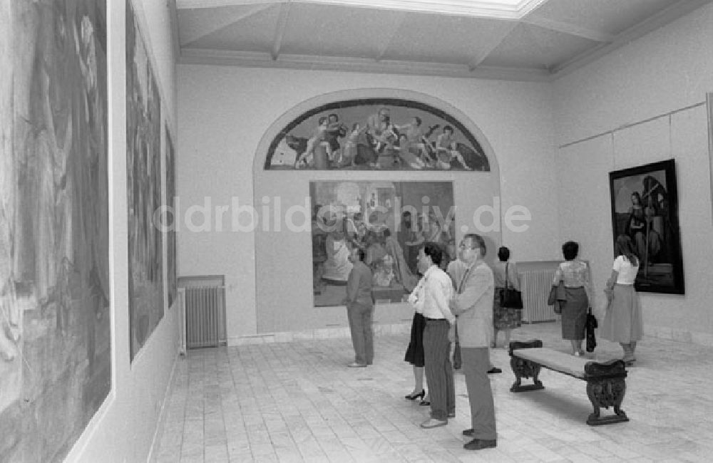 DDR-Fotoarchiv: Berlin - Mitte - Berlin - Mitte - Wiedereröffnung der Nationalgalerie nach der Renovierung Foto: Lenke Nr.: 456