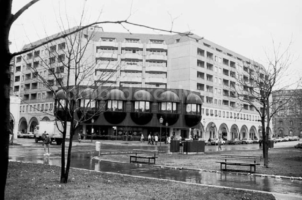 Berlin: 16.12.1986 Berlin Neubau Marzahn und Mitte.