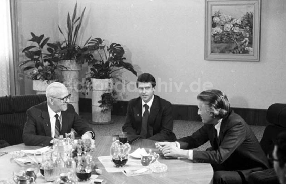 DDR-Fotoarchiv: Berlin - Besuch des algerischen Außenminister Dr