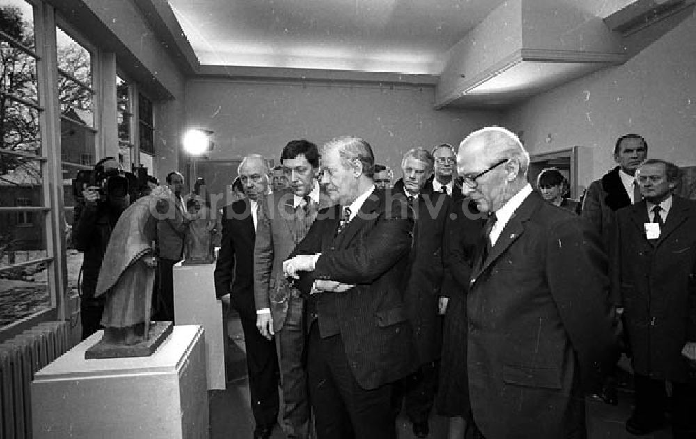 DDR-Bildarchiv: Güstrow (Mecklenburg-Vorpommern) - Besuch von Bundeskanzler Helmut Schmidt in der DDR