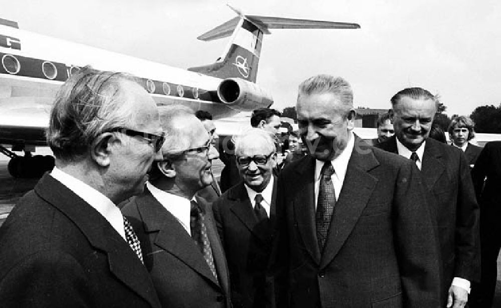 DDR-Fotoarchiv: Warschau (Polen) - Besuch Honeckers in Polen 1.Tag Warschau Umschlagnr.: 563 Foto: Lange