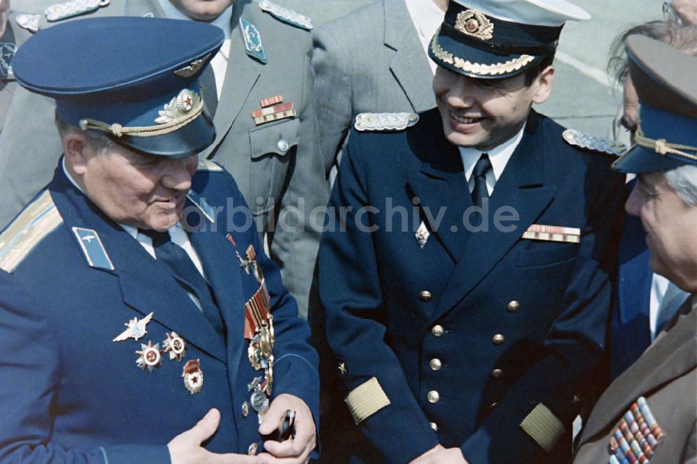 Karlshagen: Besuch von Oberst Michail Petrowitsch Dewjatajew in Karlshagen in Mecklenburg-Vorpommern in der DDR