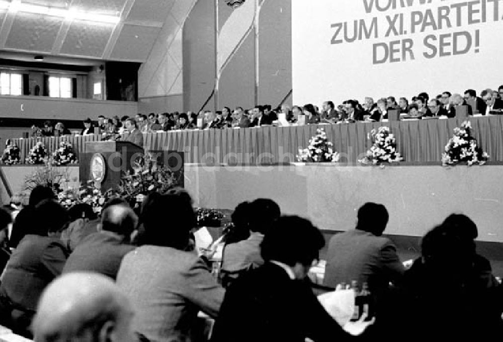 DDR-Bildarchiv: Erfurt - 09.02.1986 Bezierksdelegiertenkonferenz in Erfurt mit Günter Mit
