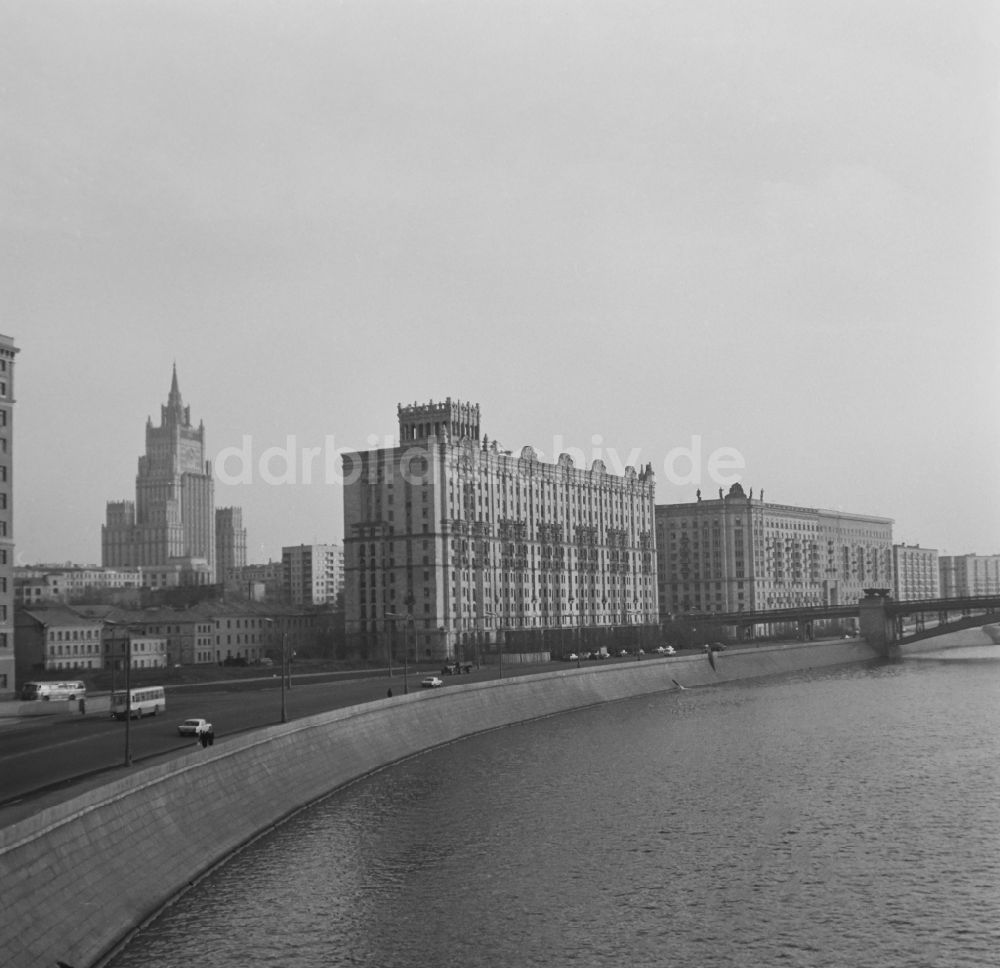 DDR-Bildarchiv: Moskva - Blick über die Moskwa in Moskau in Russland