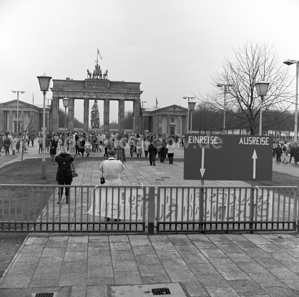 Berlin: Blick auf das Brandenburger Tor in Berlin