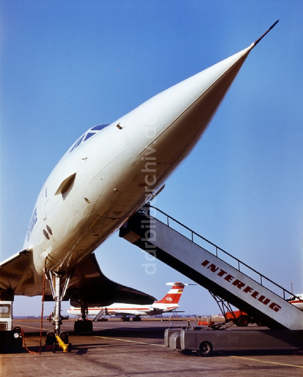 Schkeuditz: Concorde der Air France auf dem Vorfeld des Flughafen Leipzig-Schkeuditz in Schkeuditz in Sachsen in der DDR