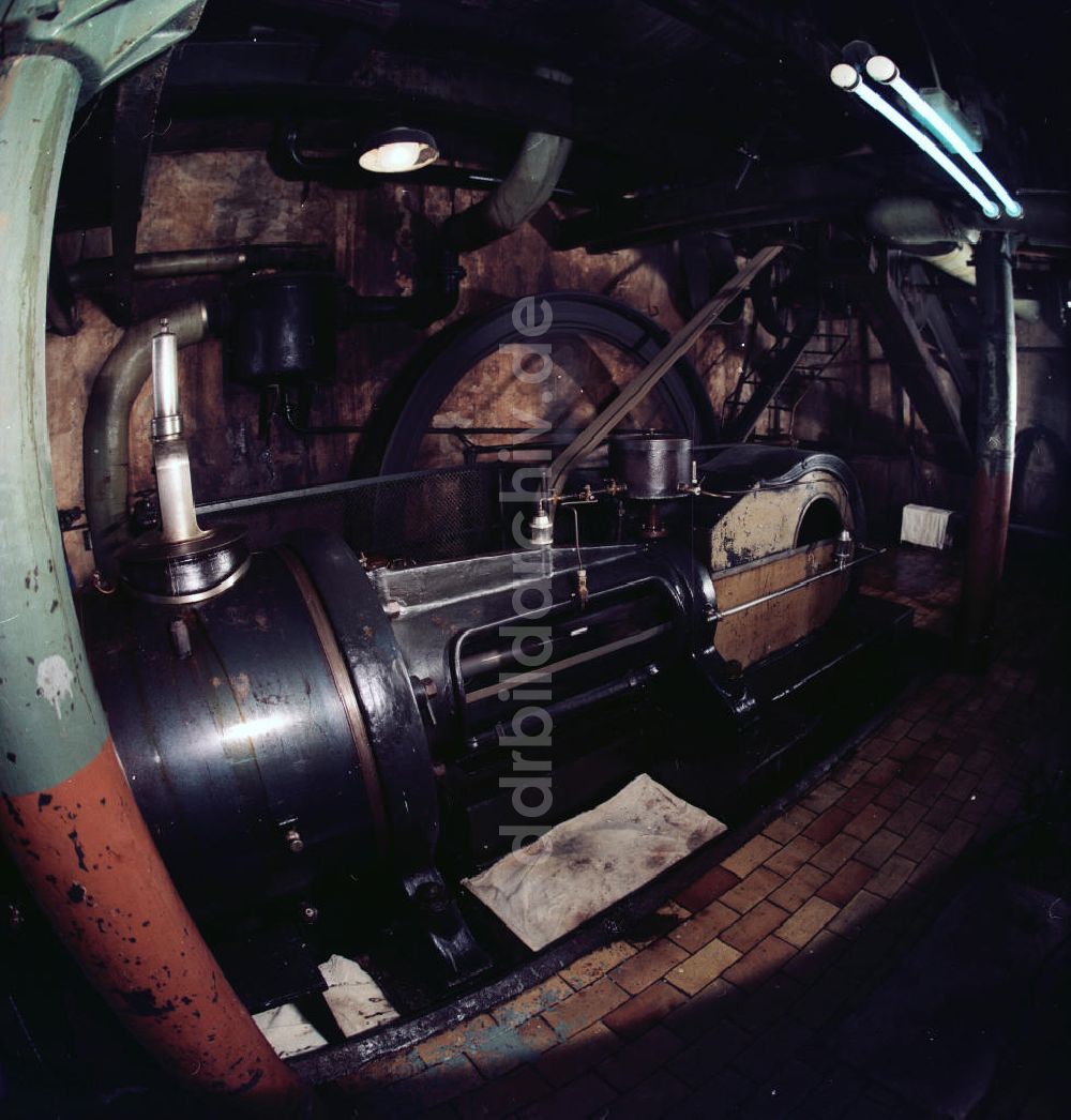 Oldisleben: Dampfmaschine in der Zuckerfabrik Oldisleben