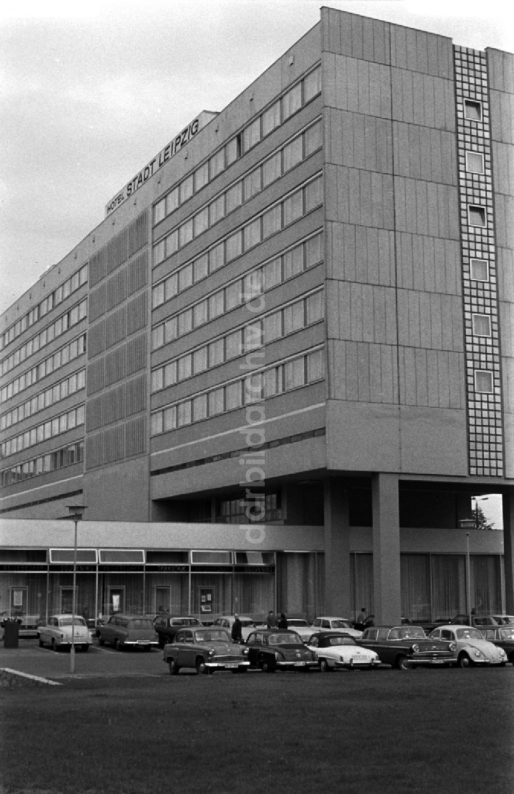 DDR-Bildarchiv: Leipzig - Das Interhotel Stadt Leipzig in Leipzig in Sachsen