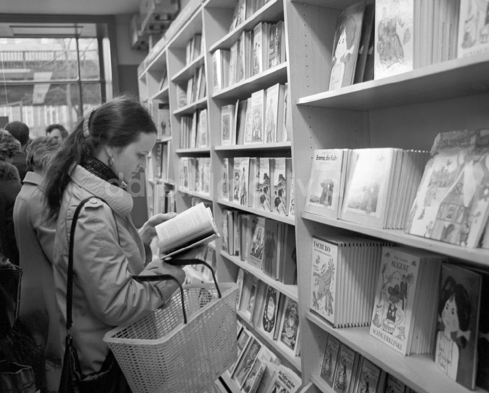Berlin: DDR - Buchhandlung 1985