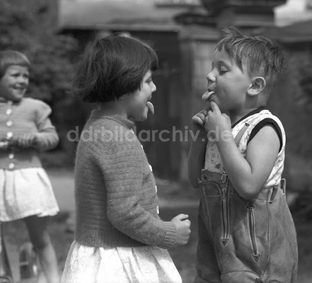 Pomßen: DDR - Dorfkinder in Pomßen 1962