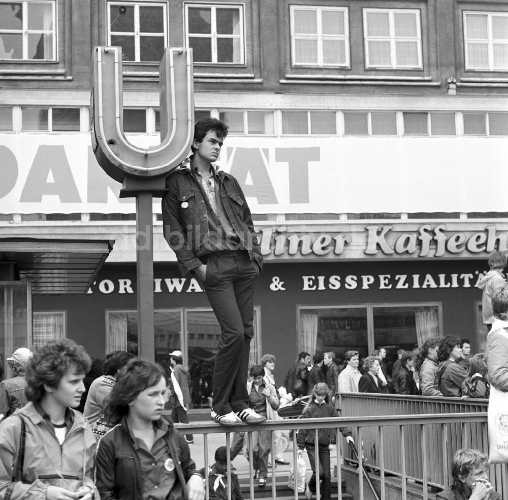 DDR-Bildarchiv: Berlin - DDR - FDJ-Pfingsttreffen Berlin 1984
