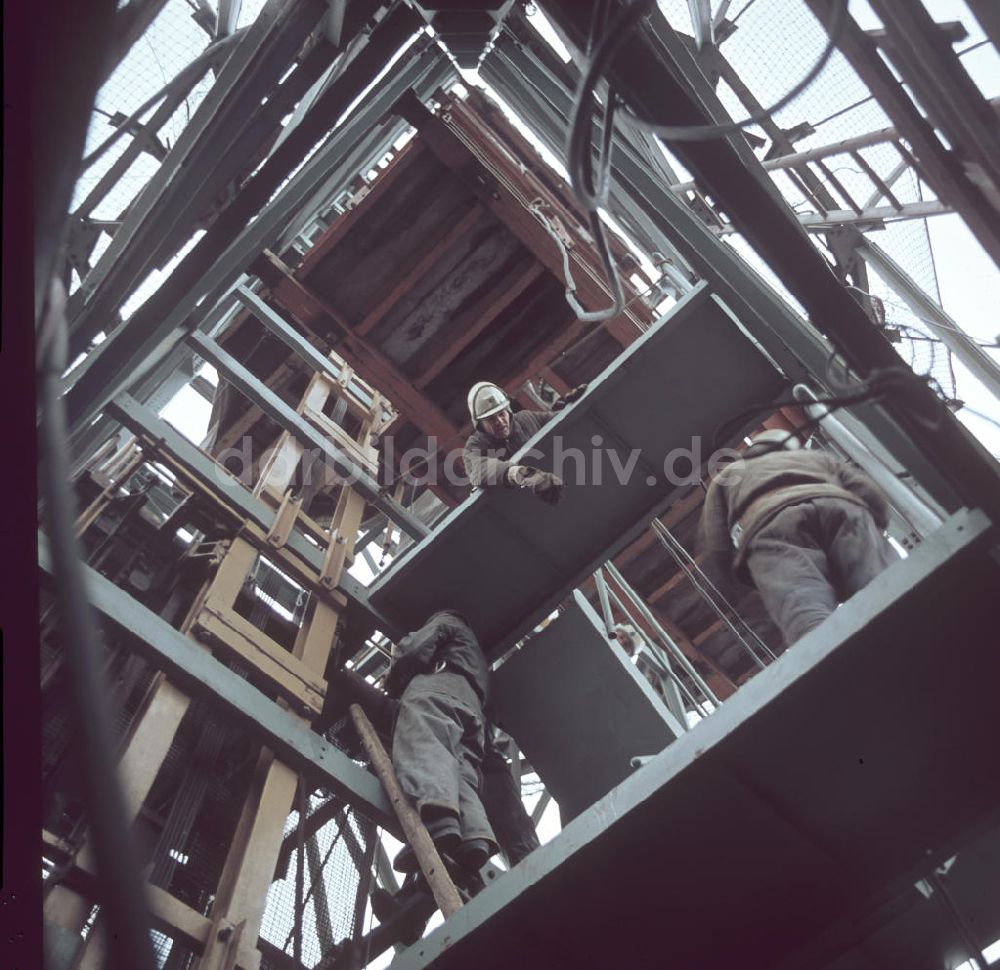 Berlin: DDR - Fernsehturm Berlin 1967
