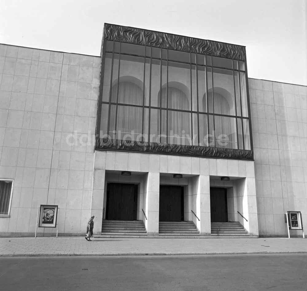 DDR-Bildarchiv: Berlin - DDR - Komische Oper in Berlin 1969
