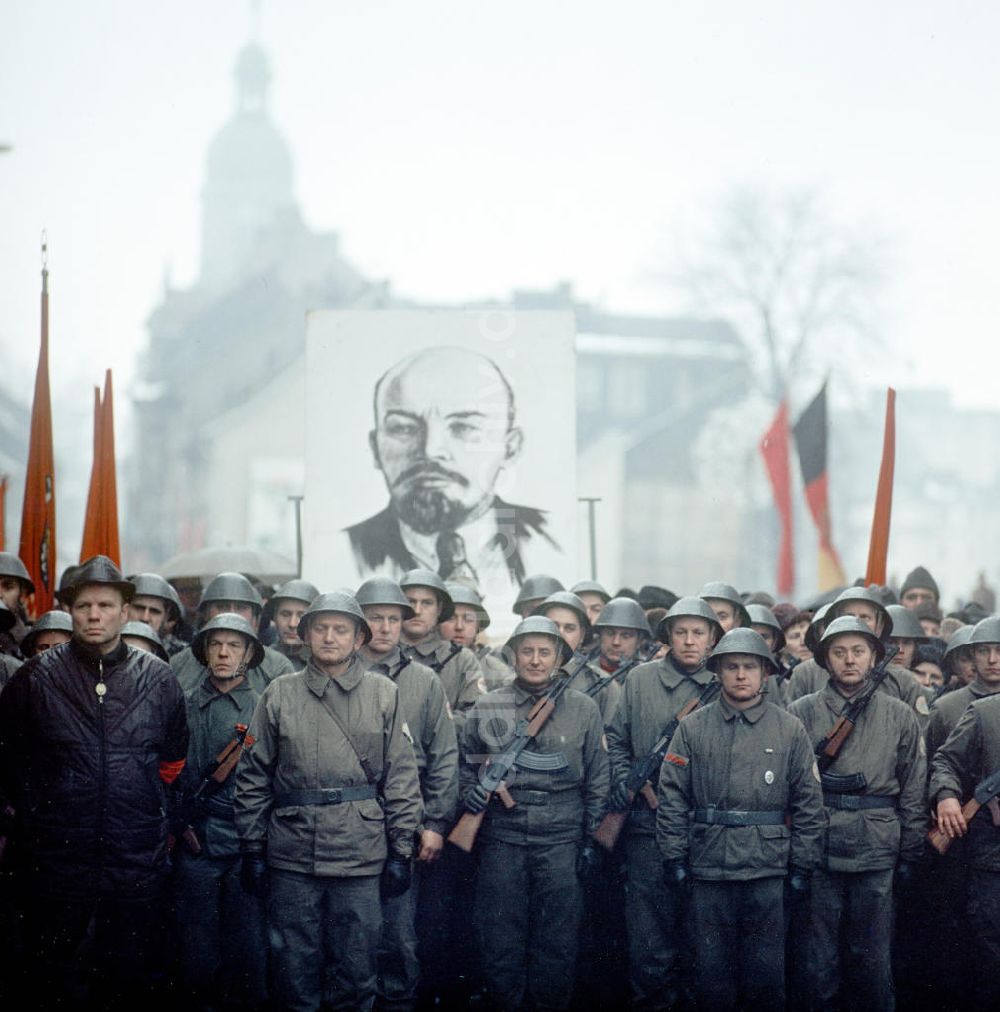 DDR-Fotoarchiv: Suhl - DDR - Kundgebung mit Walter Ulbricht 1970