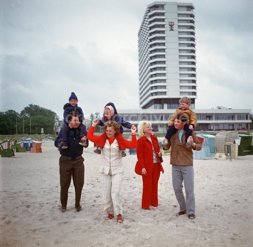 DDR-Fotoarchiv: Rostock - DDR - Neptun-Hotel in Warnemünde 1972
