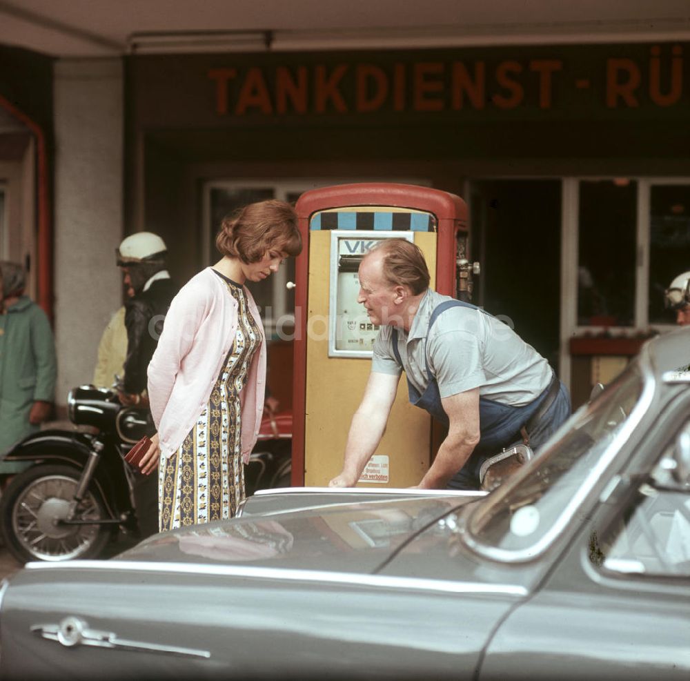 Stralsund: DDR - Tankdienst Rügen 1966