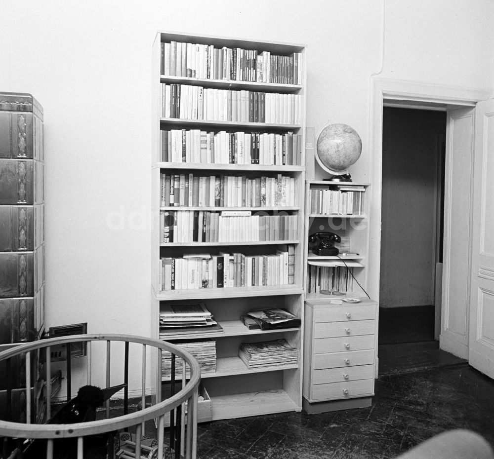 DDR-Fotoarchiv: Berlin - DDR - Wohnung 1973 Berlin