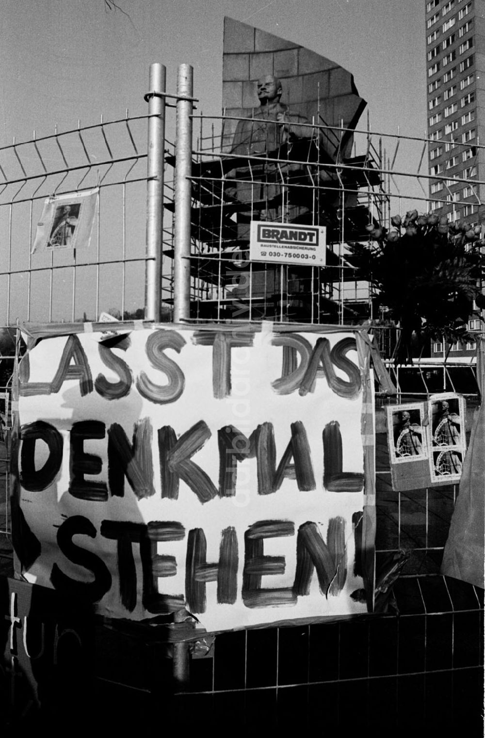 DDR-Fotoarchiv: - Demo vor Lenindenkmal Umschlagnummer: 7808