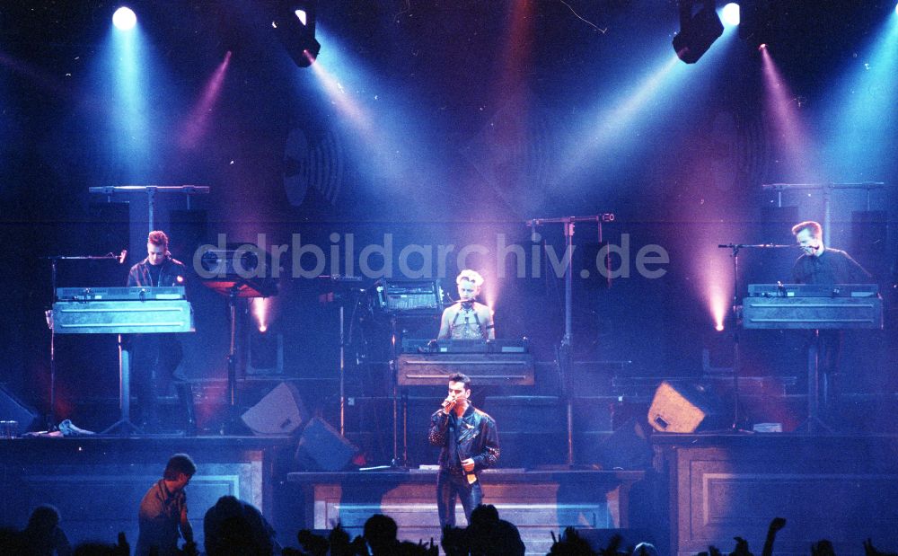 DDR-Fotoarchiv: Berlin - Depeche Mode in Berlin Ostberlin in der DDR