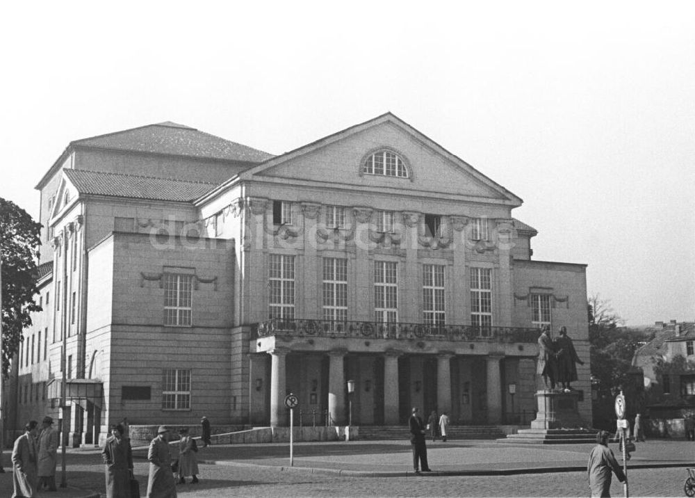 DDR-Fotoarchiv: Weimar - Deutsches Nationaltheater Weimar, 1957