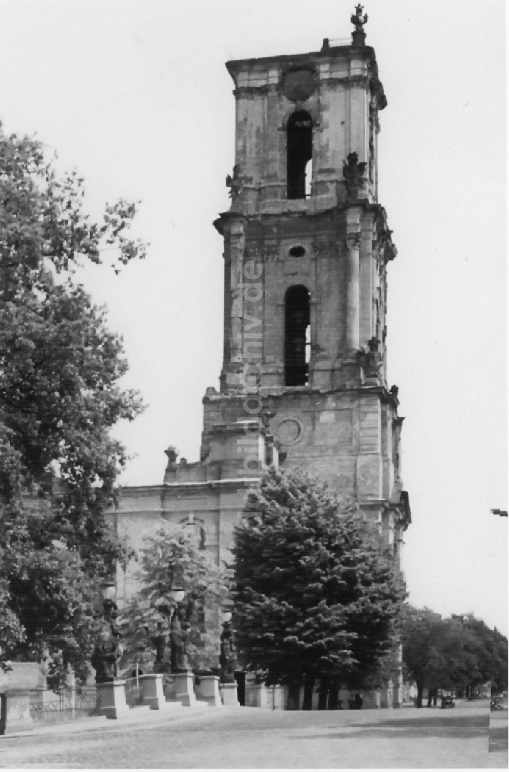 Potsdam: Die Ruine der Garnisionskirche in Potsdam in Brandenburg