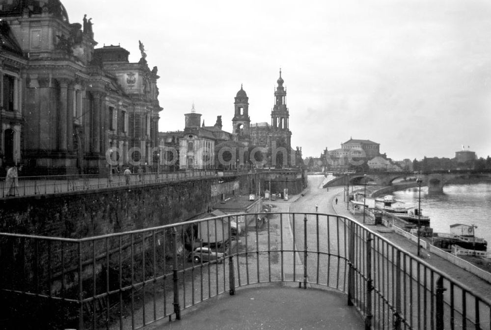 Dresden: Dresden 1957, Brühlsche Terrasse