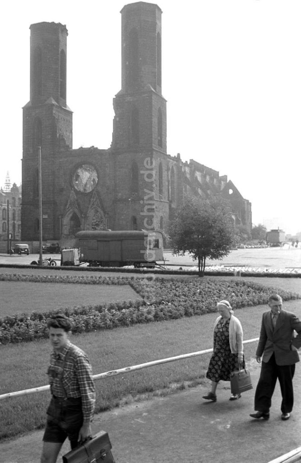 Dresden: Dresden 1957, Sophienkirche