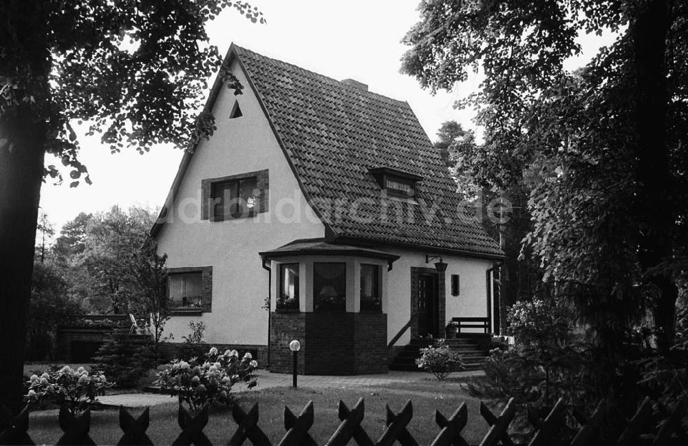 DDR-Fotoarchiv: unbekannt - 03.06.92 Eigenheime
