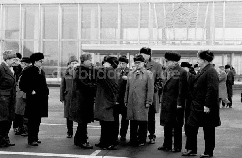 Moskau: 1986 Ereignisse, Kongresse, Empfänge, Ausstellungen u.s.w. mit E