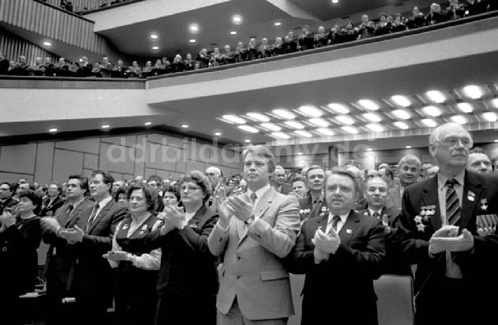 DDR-Fotoarchiv: Moskau - 1986 Ereignisse, Kongresse, Empfänge, Ausstellungen u.s.w. mit E