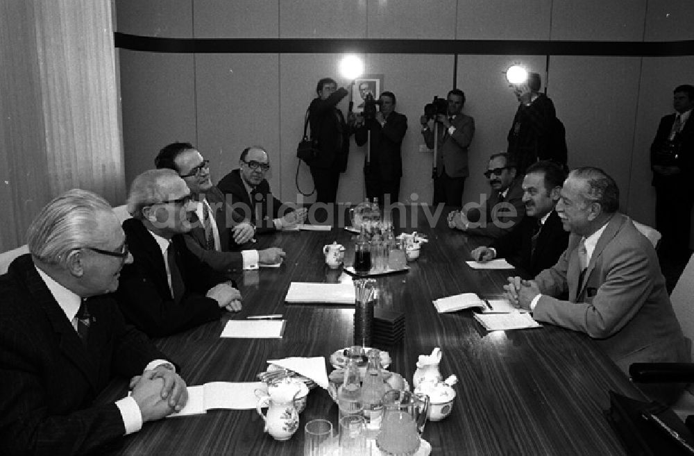 Berlin: Erich Honecker empfing israelische Abordnung unter Leitung von Towfiq Toubi. (352)