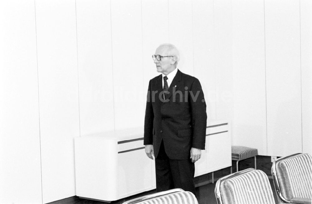 Berlin: Erich Honecker empfing Külikow im ZK