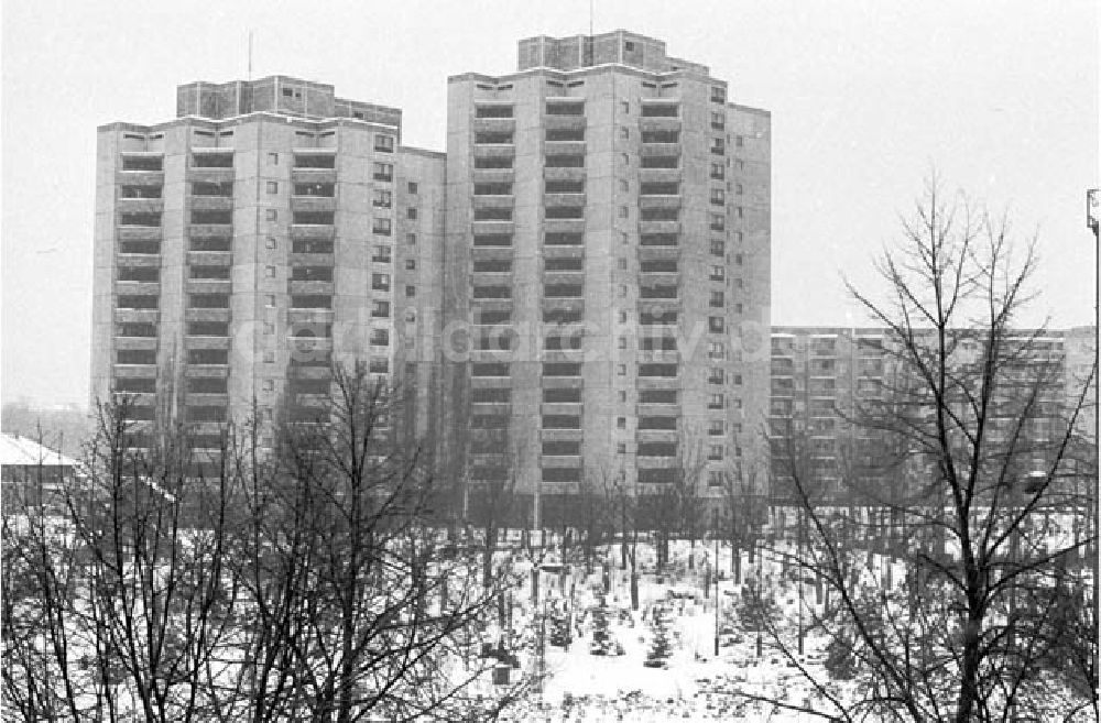 DDR-Bildarchiv: Berlin - 23.12.1986 Ernst-Thälmann Park im Prenzlauer Berg.
