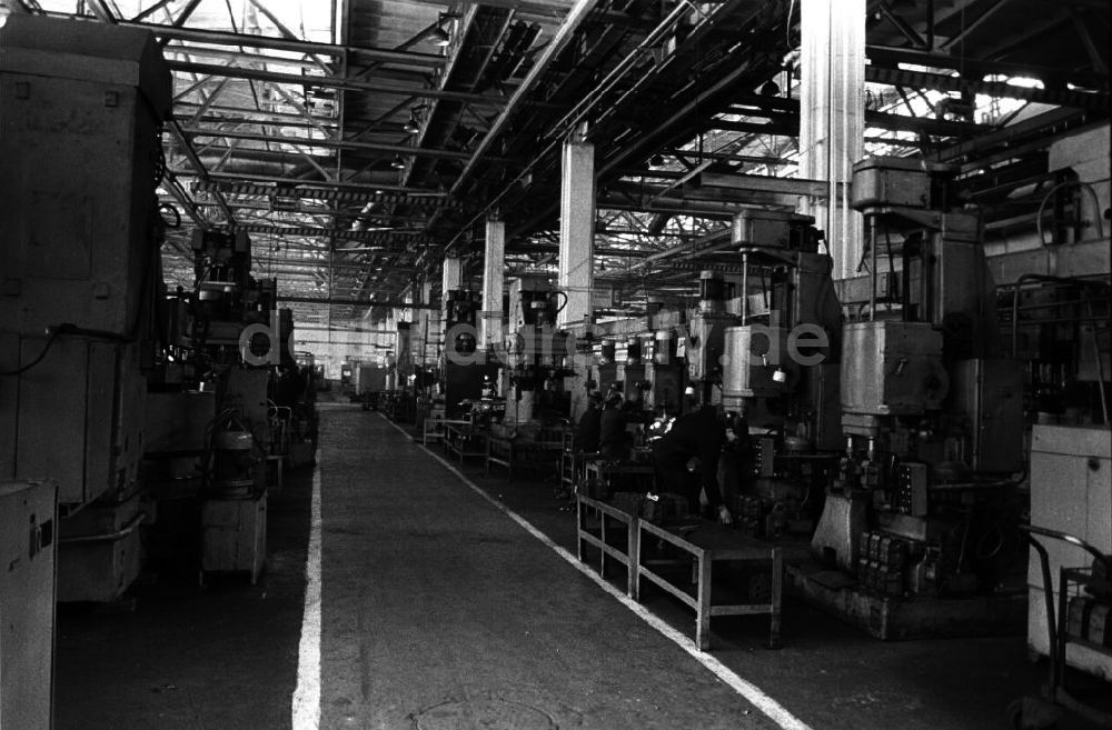 DDR-Fotoarchiv: Uljanowsk - Fabrik in Uljanowsk