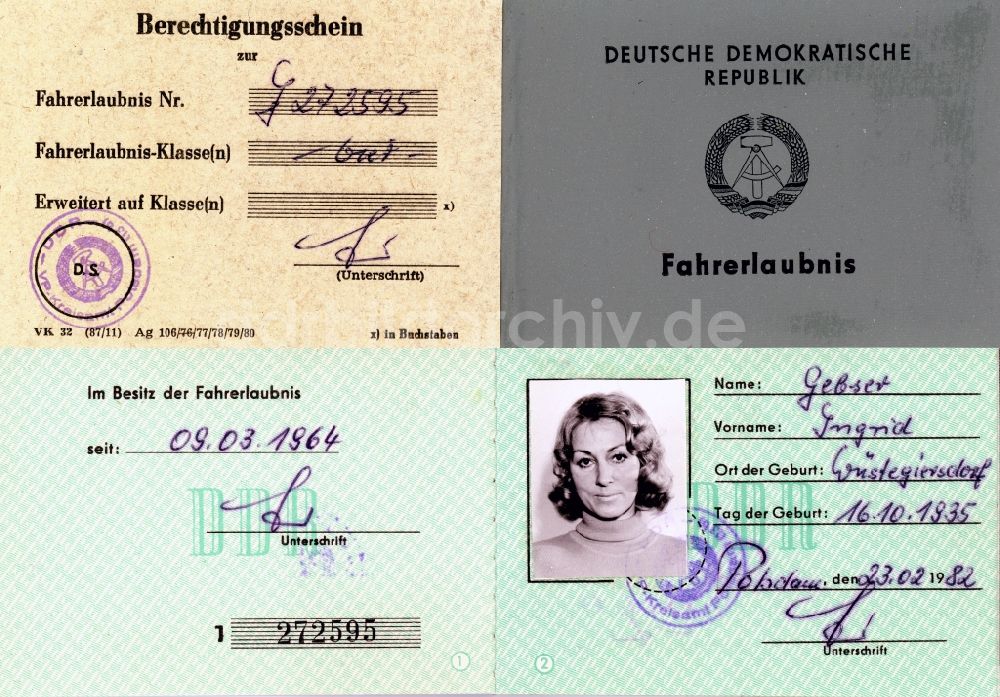 DDR-Bildarchiv: Potsdam - Fahrerlaubnis ausgestellt in Potsdam im Bundesland Brandenburg auf dem Gebiet der ehemaligen DDR, Deutsche Demokratische Republik